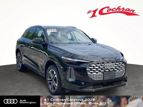 Certified 2025 Audi Q5 Premium w/ Convenience Package AWD/4WD image 1