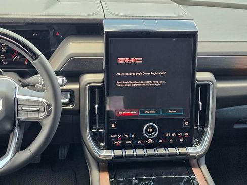 New 2026 GMC Yukon Denali w/ Advanced Technology Package RWD image 15