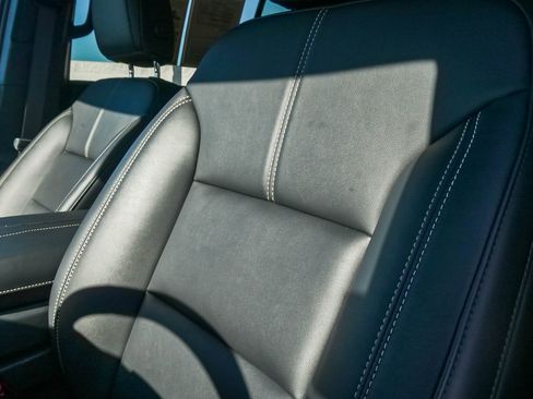 Used 2024 GMC Acadia Elevation image 22