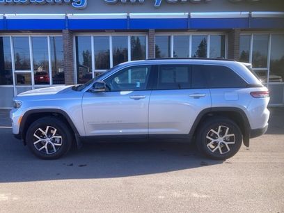 Used 2025 Jeep Grand Cherokee Limited w/ Luxury Tech Group II