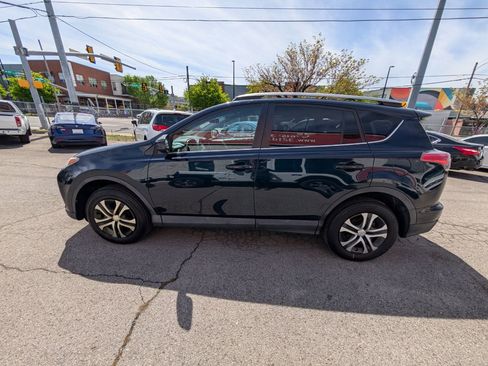 Used 2017 Toyota RAV4 LE image 9