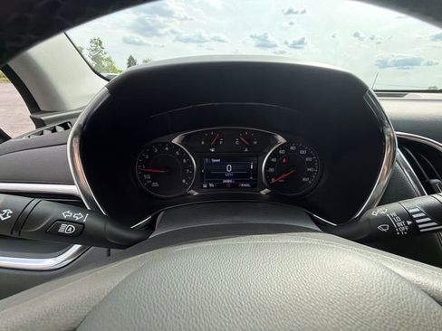 Certified 2024 Chevrolet Equinox LT FWD image 12