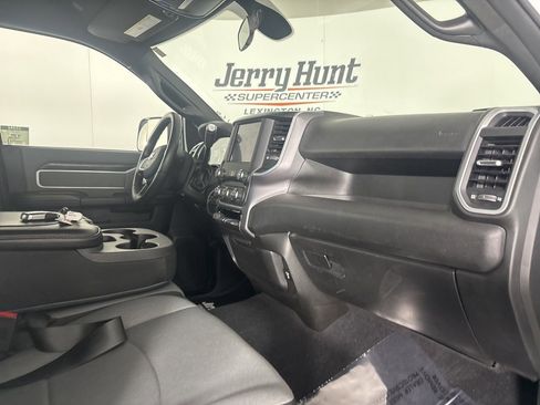 Used 2022 RAM 2500 Big Horn w/ Cold Weather Group image 29