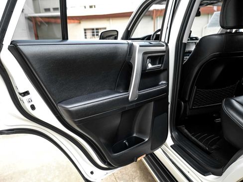 Used 2021 Toyota 4Runner Limited RWD image 46