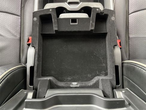 Used 2024 RAM 3500 Laramie w/ Night Edition image 33