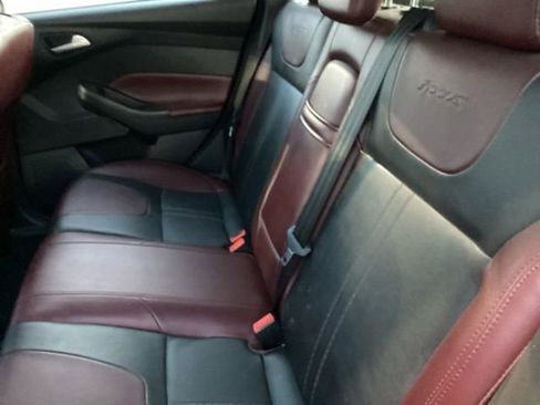 Used 2012 Ford Focus SE FWD image 16