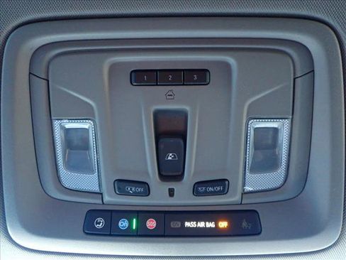 Used 2019 Chevrolet Silverado 1500 RST image 22