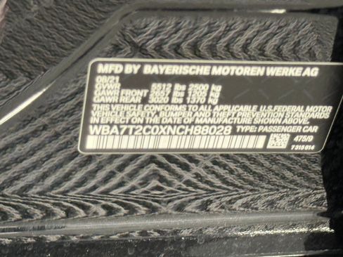 Used 2022 BMW 740i w/ Premium Package image 22