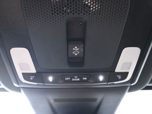 Used 2024 Honda CR-V Sport Touring image 33