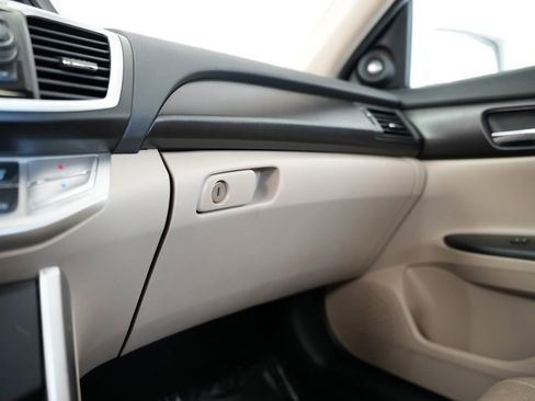 Used 2015 Honda Accord EX-L image 49