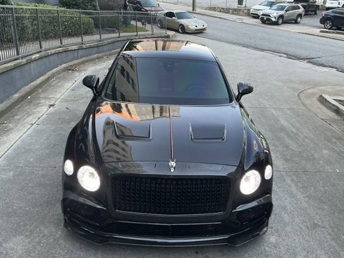 Used 2020 Bentley Flying Spur W12 image 2