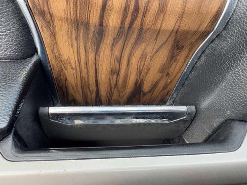 Used 2019 Ford F150 Lariat w/ Equipment Group 502A Luxury image 28