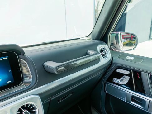 Used 2025 Mercedes-Benz G 63 AMG 4MATIC image 74