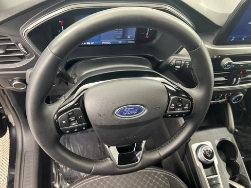 Used 2025 Ford Escape Active w/ Cold Weather Package AWD/4WD image 22
