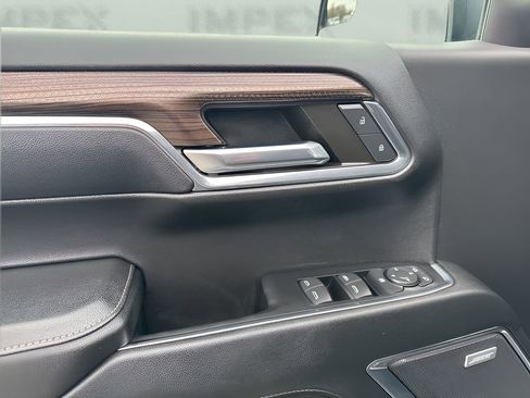 Used 2024 Chevrolet Silverado 1500 LT Trail Boss w/ Convenience Package II image 27