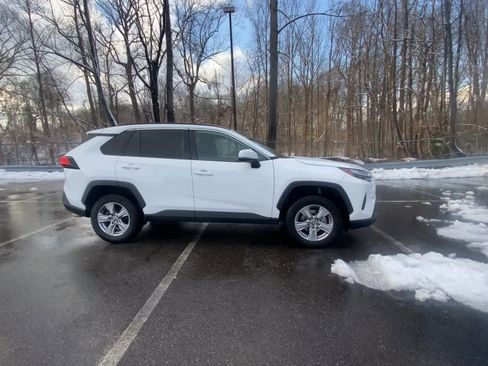 Used 2024 Toyota RAV4 XLE image 15