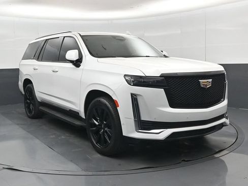 Used 2021 Cadillac Escalade Sport w/ LPO, Illumination Package AWD/4WD image 35