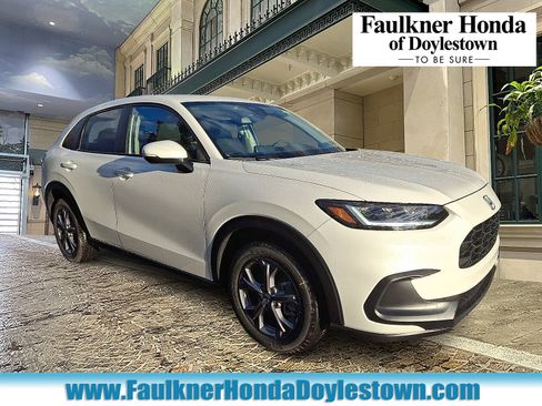 New 2026 Honda HR-V LX image 1