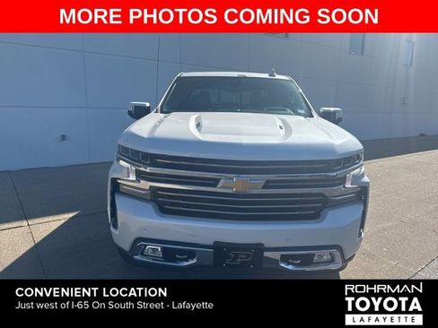 Used 2021 Chevrolet Silverado 1500 High Country w/ Technology Package AWD/4WD image 2