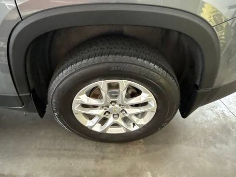 Used 2020 Chevrolet Traverse LS w/ LPO, Floor Liner Package FWD image 7