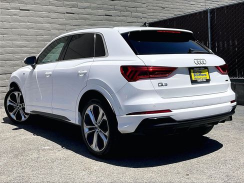 Used 2020 Audi Q3 2.0T Prestige AWD/4WD image 10