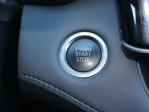 Used 2024 Toyota Highlander LE image 41