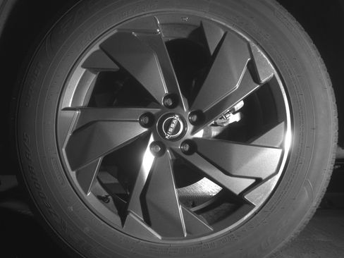 Used 2025 Nissan Rogue SV FWD image 14