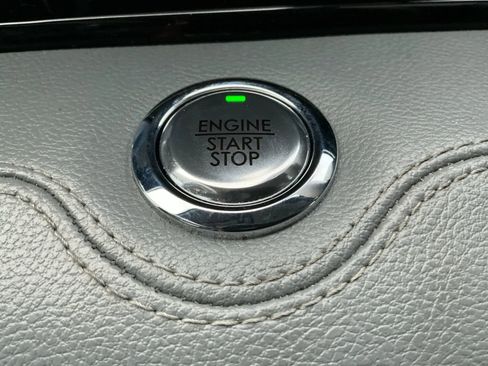 Used 2018 Lincoln Navigator Select w/ Technology Package image 33