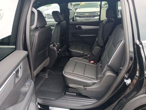 New 2026 Buick Enclave Preferred w/ LPO, Floor Liner Package FWD image 13