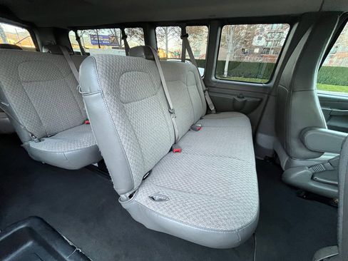 Used 2023 Chevrolet Express 3500 LT w/ LT Preferred Equipment Group image 27