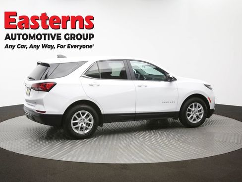 Used 2022 Chevrolet Equinox LT image 42