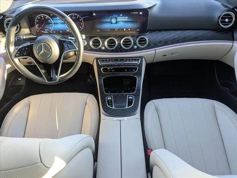 Used 2021 Mercedes-Benz E 350 4MATIC Sedan image 17