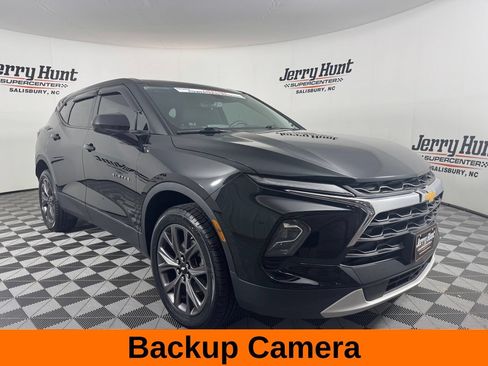 Used 2024 Chevrolet Blazer LT FWD image 6
