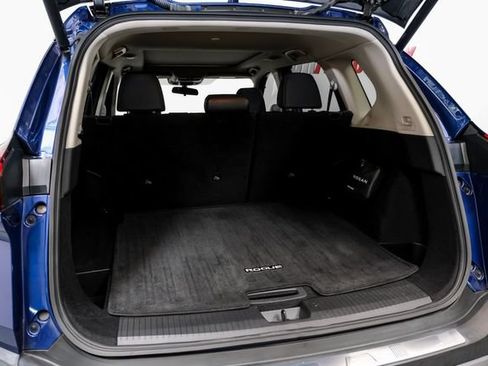 Used 2023 Nissan Rogue SV w/ SV Premium B Package FWD image 47