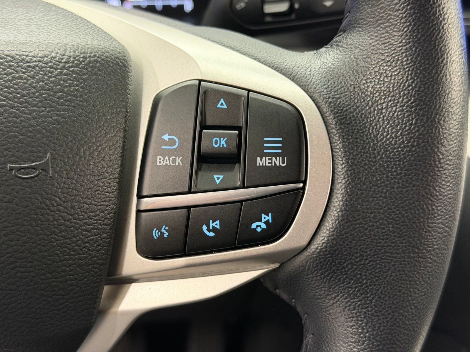 Certified 2023 Ford Explorer XLT AWD/4WD image 15