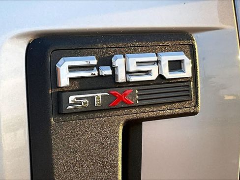 Used 2021 Ford F150 XL w/ STX Appearance Package RWD image 7
