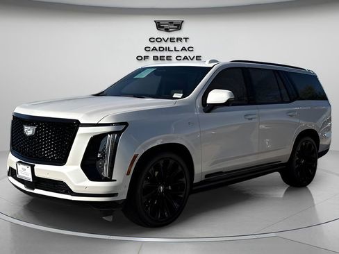 Certified 2025 Cadillac Escalade Sport Platinum image 3