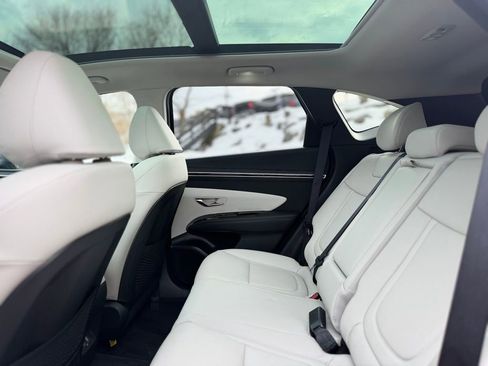 Used 2024 Hyundai Tucson Limited image 21