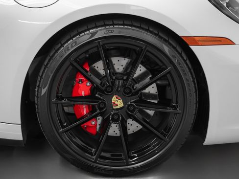 Certified 2024 Porsche 911 Carrera S image 16