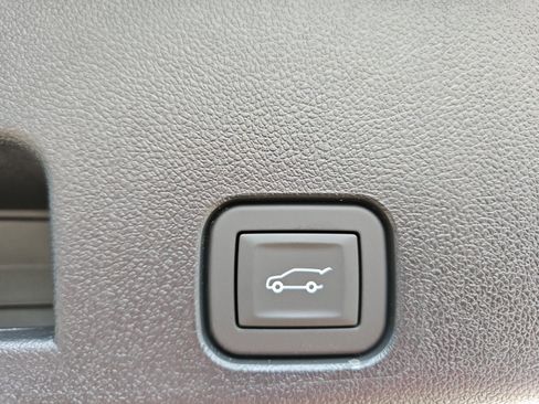 New 2026 GMC Acadia Elevation FWD image 23