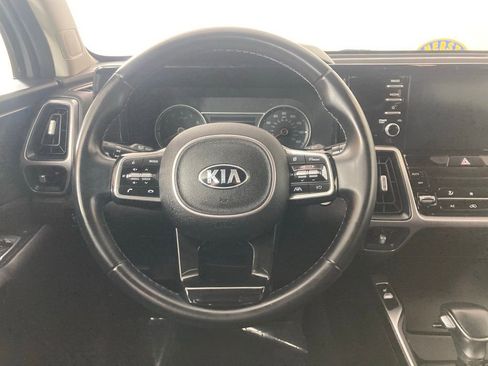 Used 2021 Kia Sorento S w/ Panoramic Sunroof Package image 6