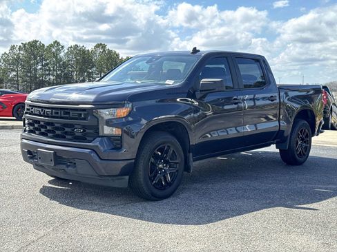 Used 2022 Chevrolet Silverado 1500 Custom w/ LPO, Dark Essentials Package image 5