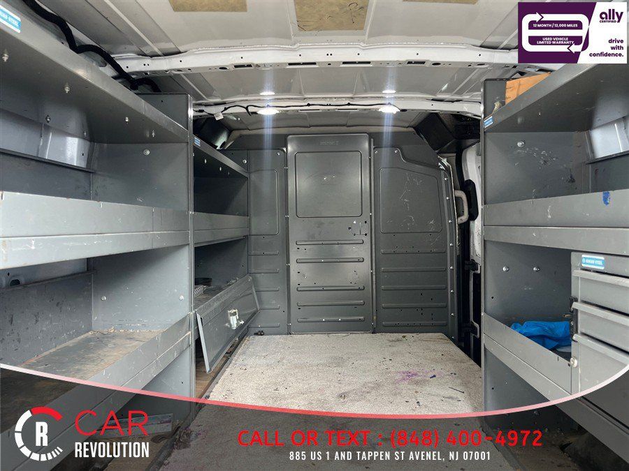 Used 2022 Ford Transit 250 Low Roof AWD image 13