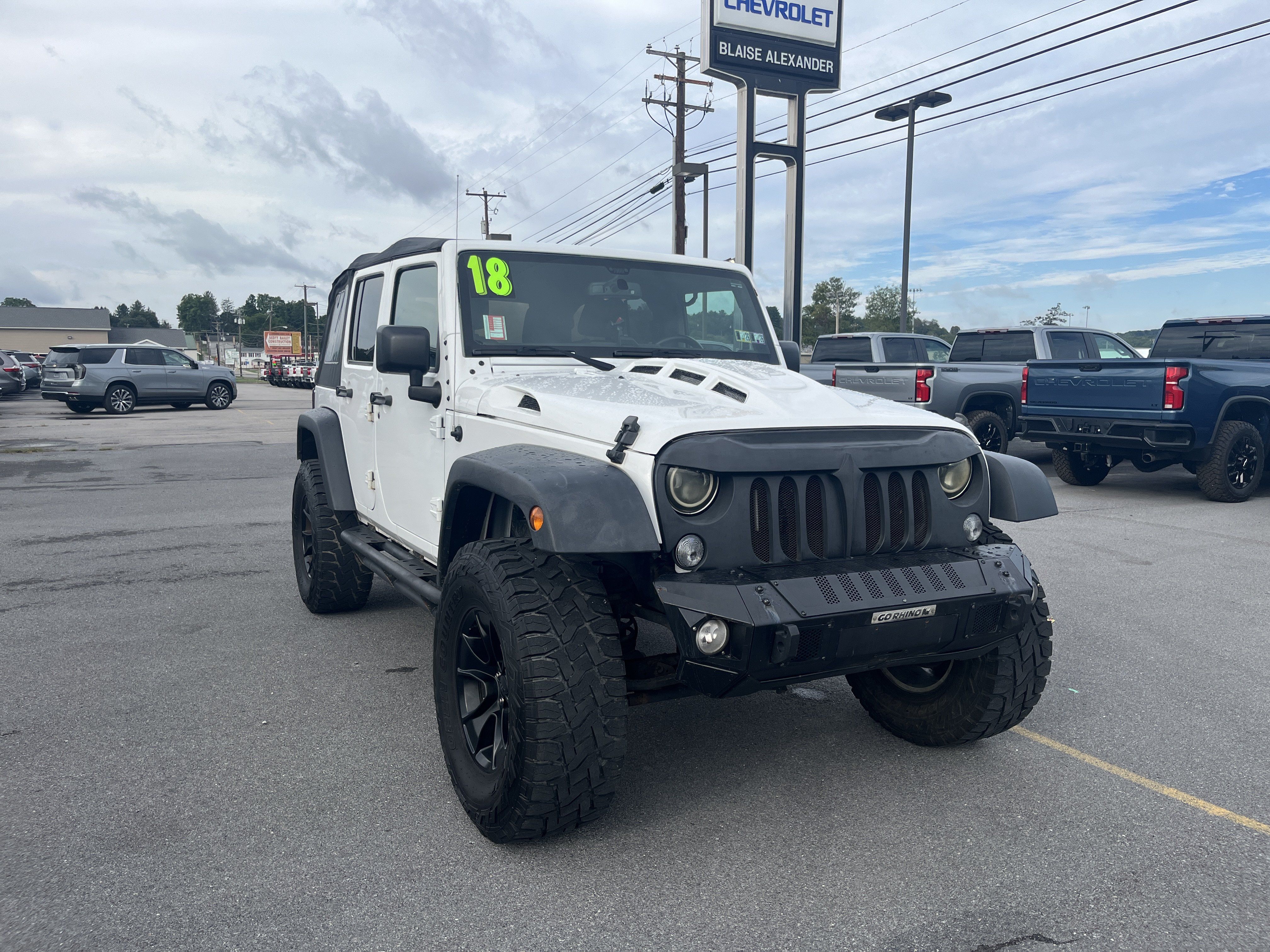 Used 2018 Jeep Wrangler Unlimited Sport S AWD/4WD image 1