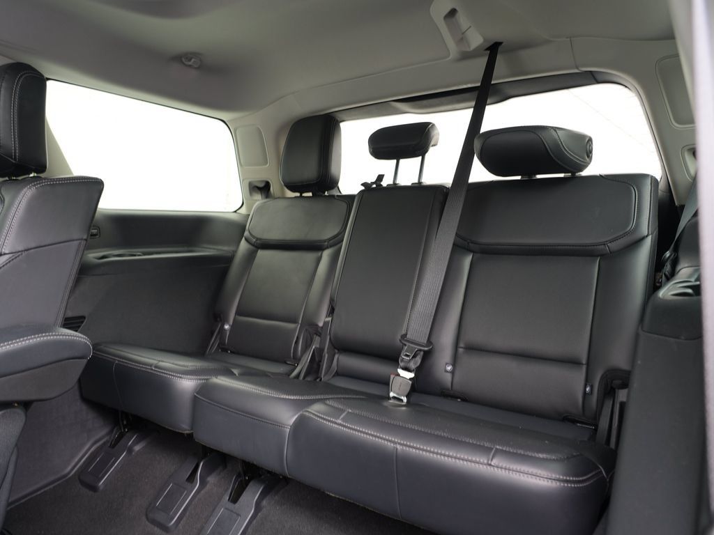 Used 2025 Ford Expedition Platinum AWD/4WD image 27