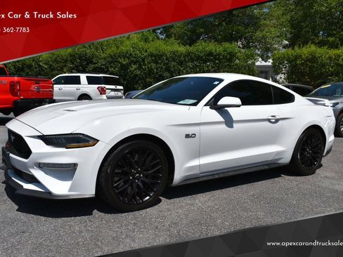 Used 2020 Ford Mustang GT w/ GT Performance Package RWD image 1