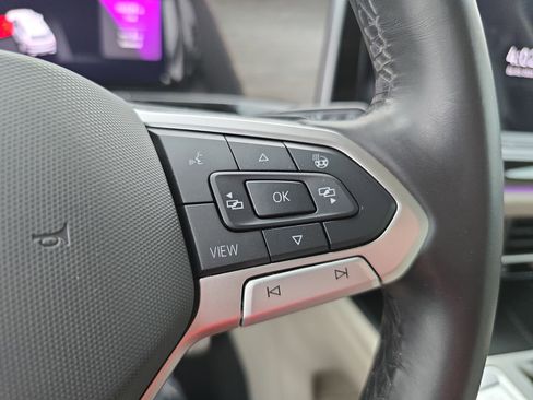 Used 2024 Volkswagen Atlas SEL Premium R-Line AWD/4WD image 19