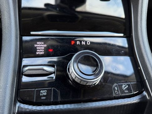 Used 2023 Jeep Grand Cherokee 4WD 4xe w/ Luxury Tech Group II image 17