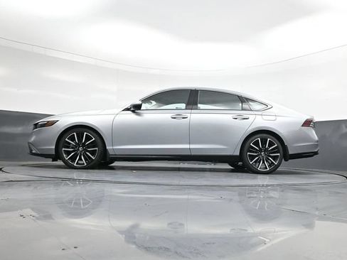 Used 2025 Honda Accord Touring image 33