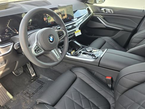 New 2026 BMW X5 sDrive40i w/ M Sport Package image 18